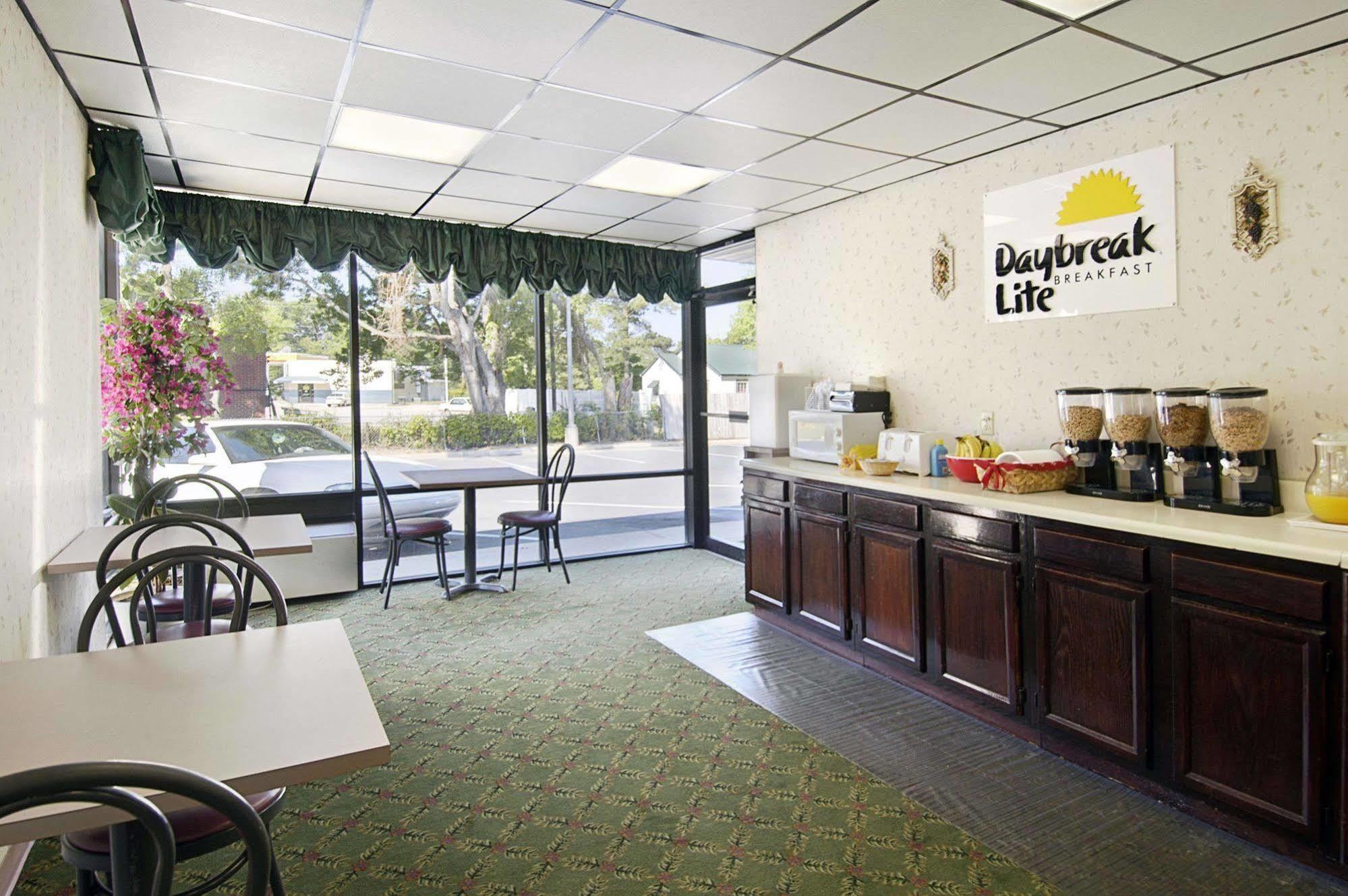 Days Inn Cheraw Restaurant foto