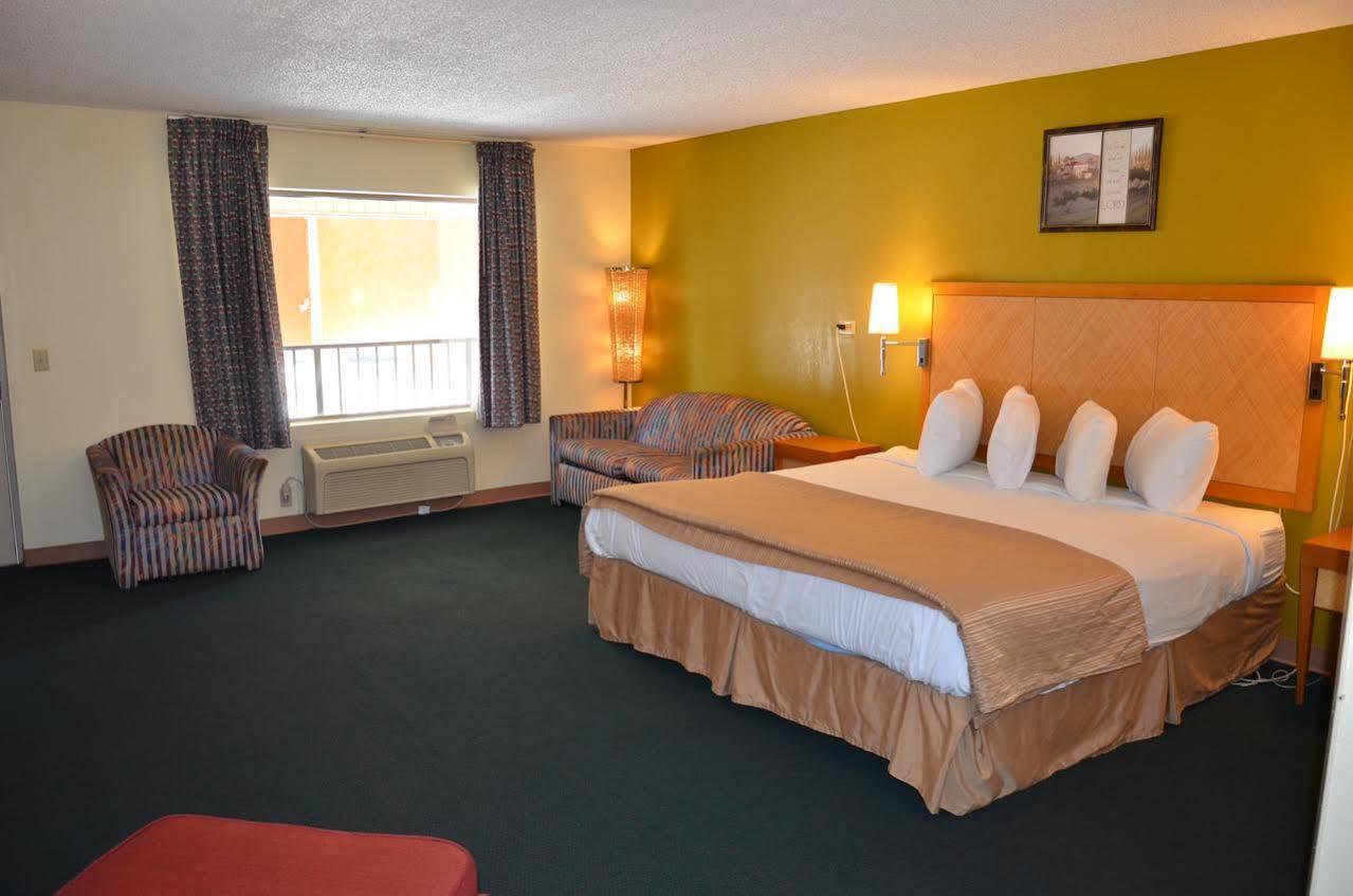 Days Inn Cheraw Buitenkant foto